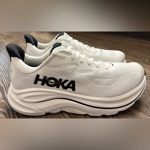 HOKA Clifton 10 Running Shoes Men’s size 9.5 D color white/black